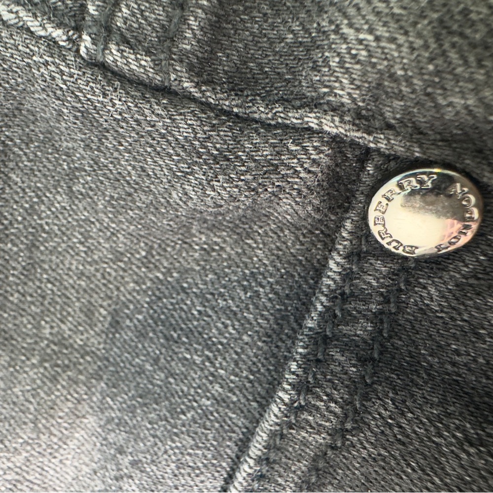 Burberry Women’s Thurlestone Black Skinny Jeans, Size 30 R - Picture 3 of 9